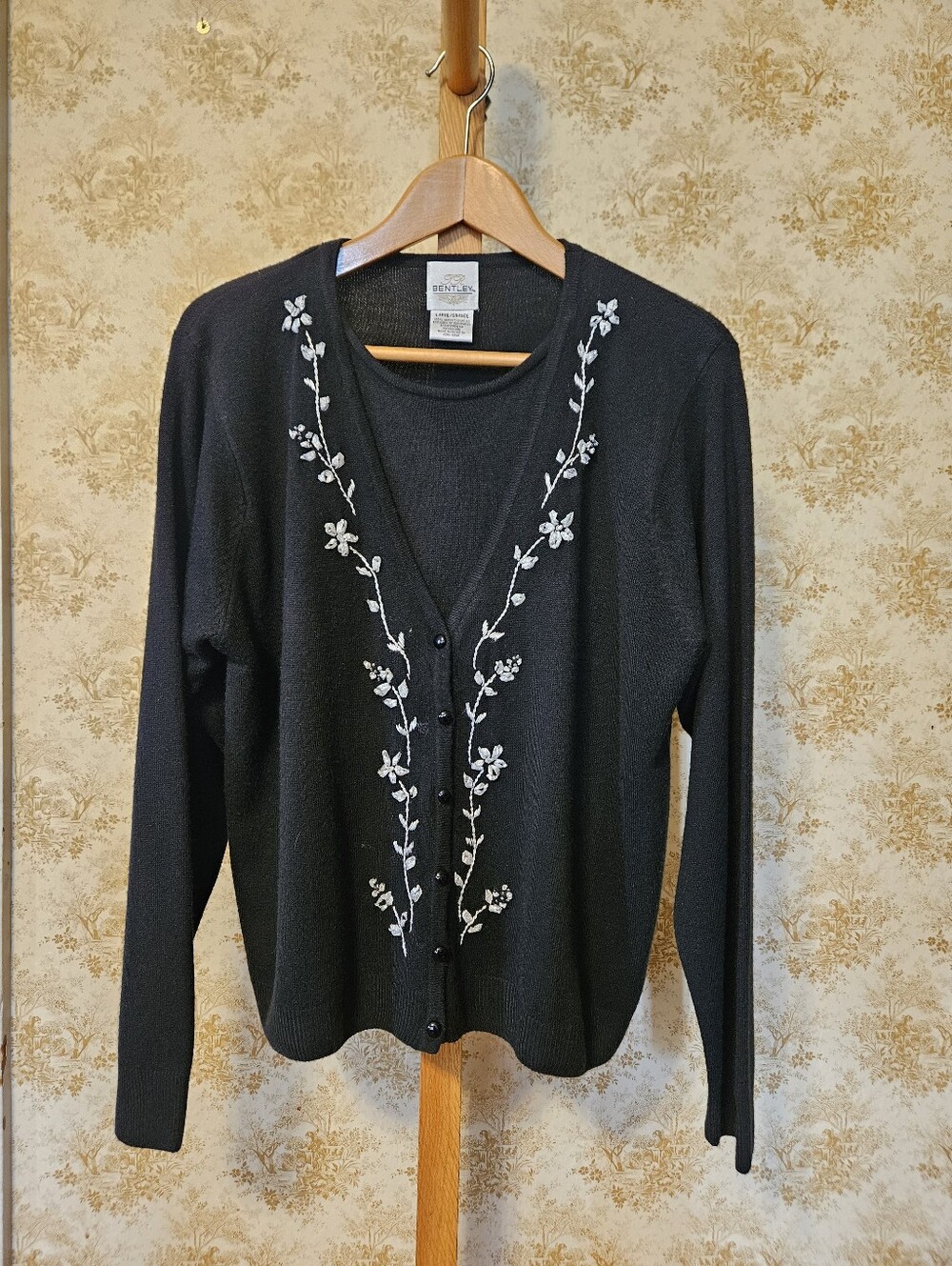 Vintage JR Bentley Embroidered 2-in-1 Sweater Set